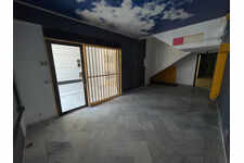 Local commercial avec vitrine sur Cayenne - rue l'allouette