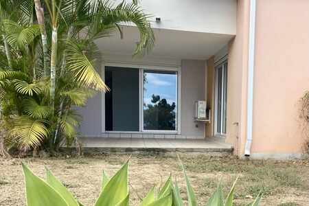 Appartement T4 en Duplex avec terrasse et jardin.