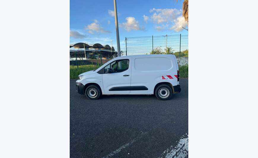 PEUGEOT PARTNER 3 Places