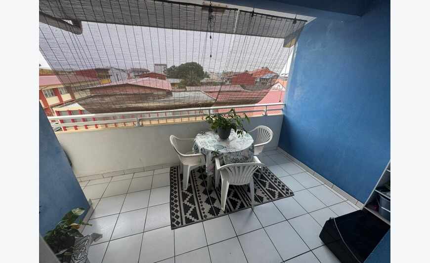 Très bel appartement T2 avec vue sur Cayenne près de