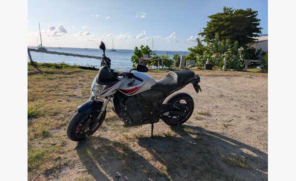 Honda 600 hornet 2010