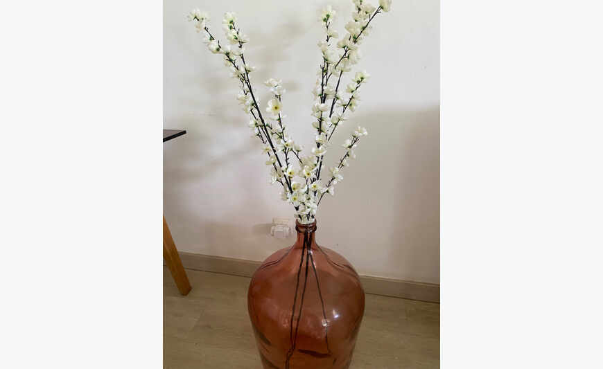 Grande Dame Jeanne + fleurs artificielle
