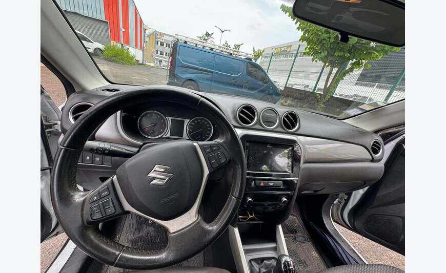 SUZ SUZUKI VITARA 1.6L 120 CHVX ANNÉE 2017