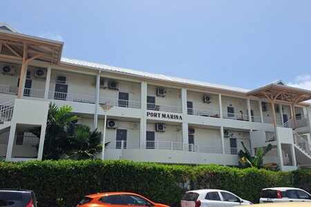 Port Marina - Un havre de sérénité à Saint-François