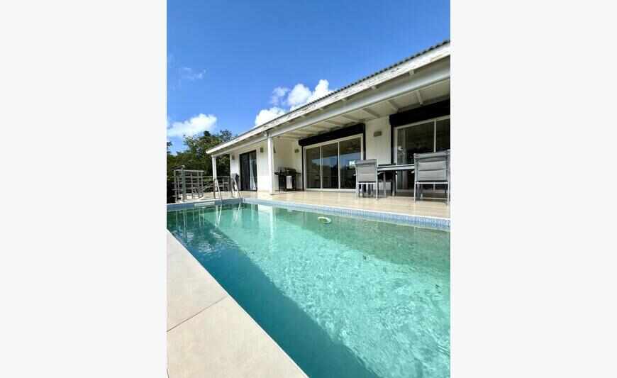 Maison 2 Chambres Avec Piscine - Terres Basses