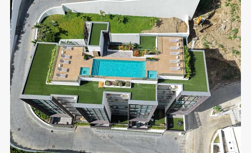 Appartement unique de 2 chambres avec balcon à The Hills