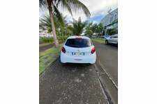 Peugeot 208 automatique