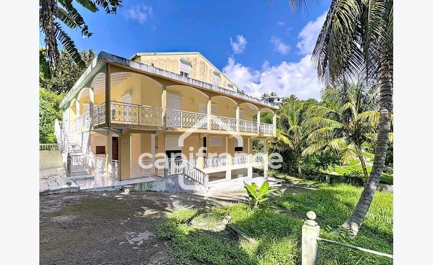Grande Maison 2 Logements - Le Gosier (97180) - 280 m² Sur 1