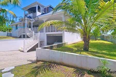 Villa 6 chambres vue montagne avec piscine