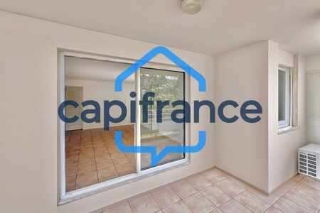 Saint-Denis (97400) - Apt T2 de 54,79 m² avec varangue -