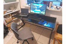Bureau et chaise de bureau