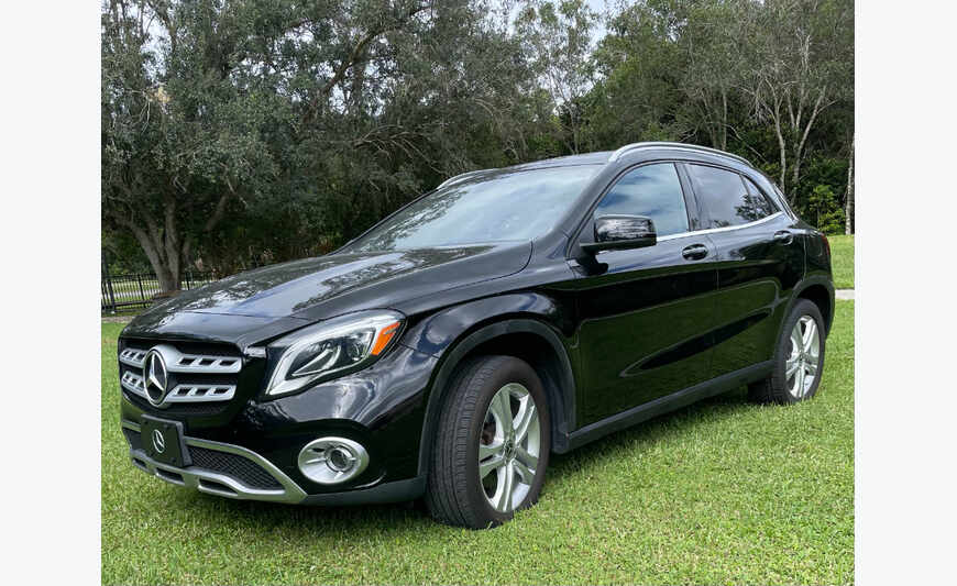 MERCEDES BENZ GLA 250