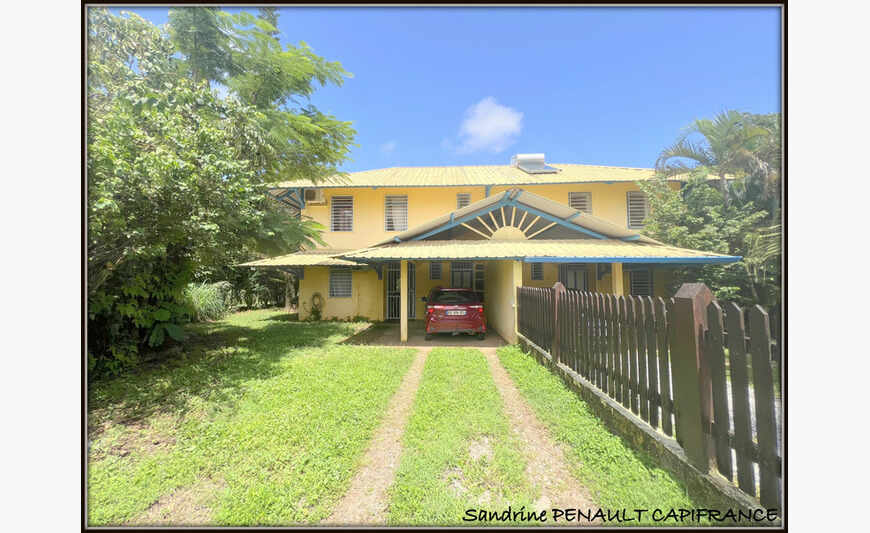 A Kourou (Guyane Francaise) Une Jolie Maison T5 (R+1) de