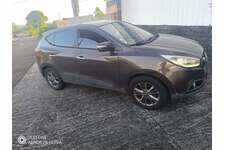 Hyundai ix35 boîte auto. dans t état prix 2900 Tel 0696861220