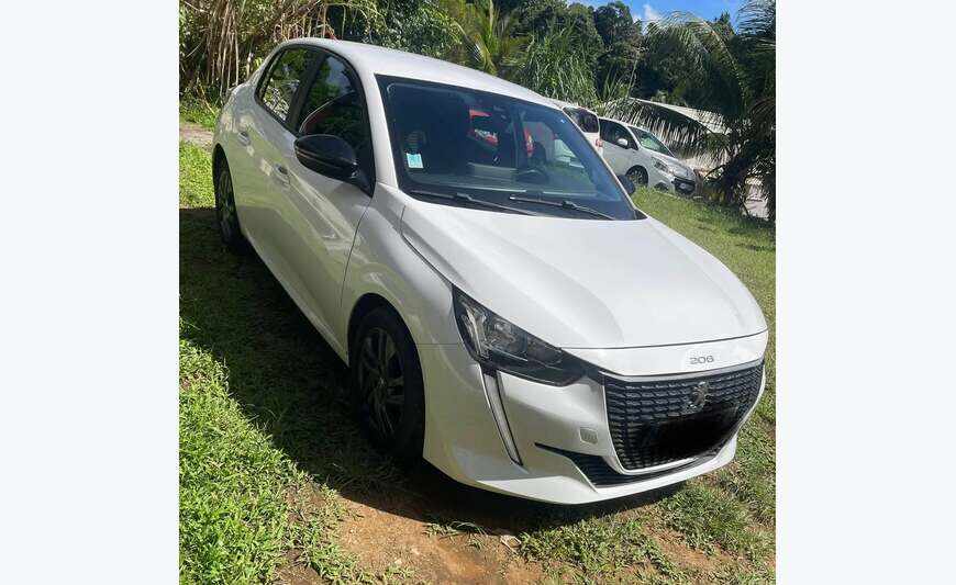 Peugeot 208 essence