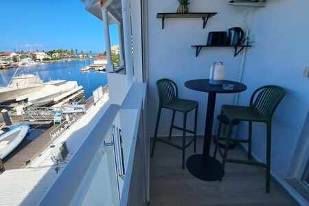 Studio raffiné avec vue imprenable sur le port de