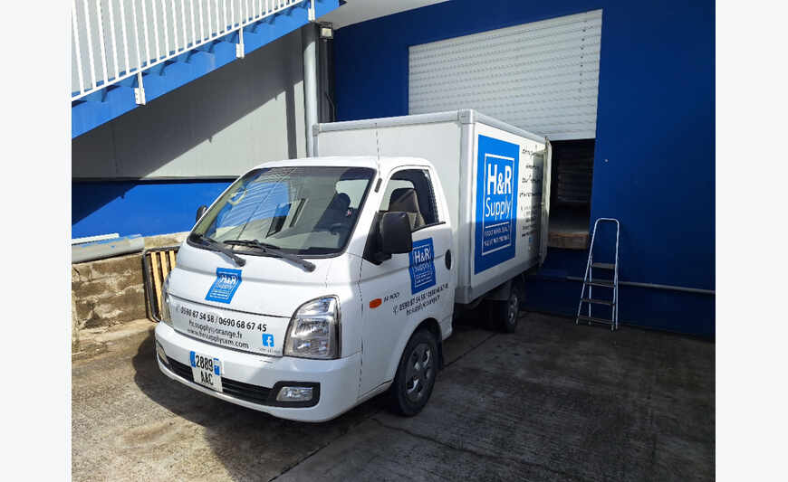 Hyundai H 100