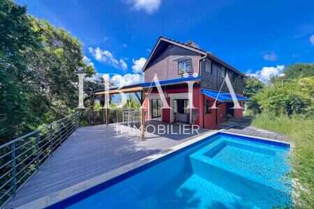 Les Abymes - Quartier Privilégié - Maison D'Architecte + Bun