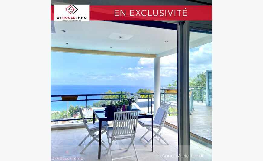 Maison familiale avec vue mer et port – La Possession