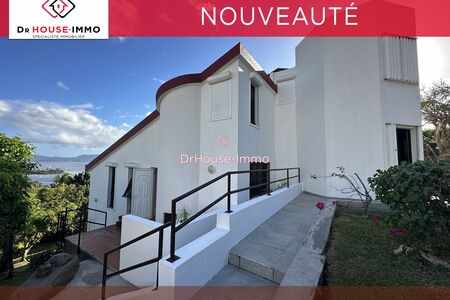 Belle Villa atypique idéalement située à Schoelcher - avec