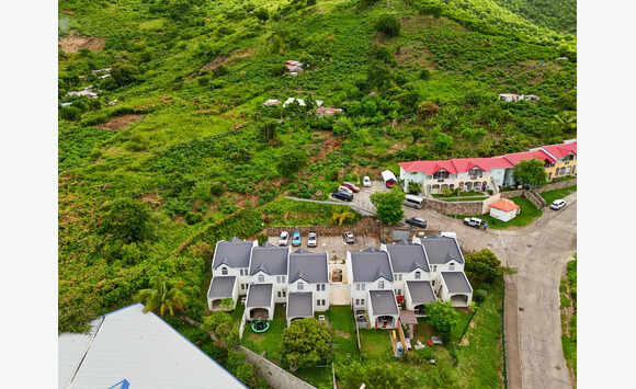 Townhouse For Sale in Concordia, Saint Martin