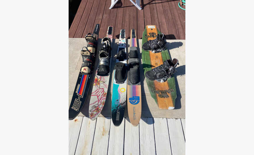 SKIS NAUTIQUES