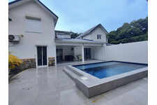 Location Exceptionnelle - Maison Neuve T4 Avec Piscine Et