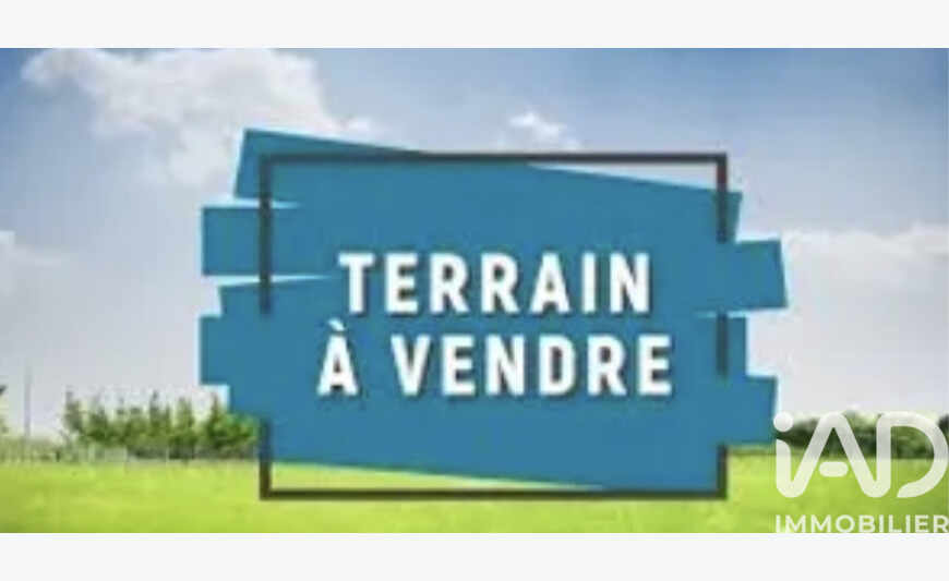 Terrain 925 m²