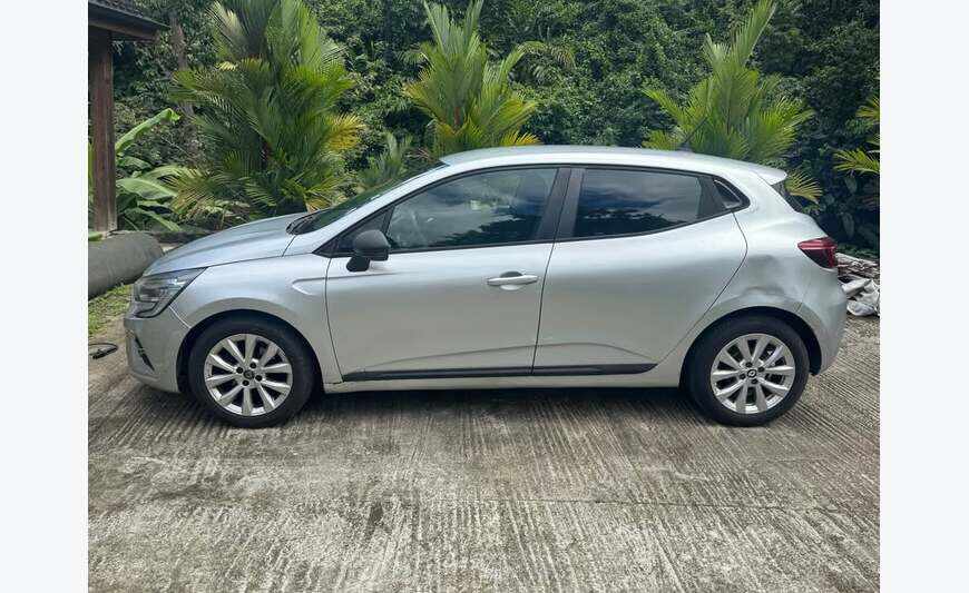 Clio 5 2022 92000klm
