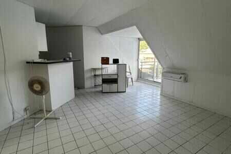 Grand Studio - Howell Center