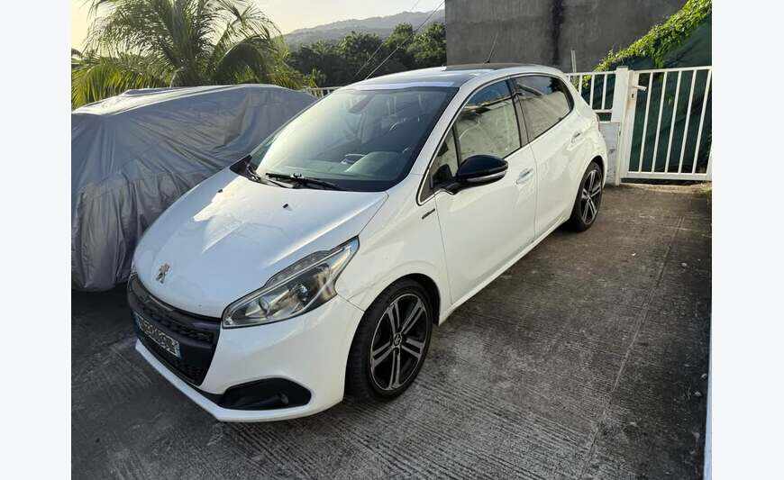 Peugeot 208 GT Line