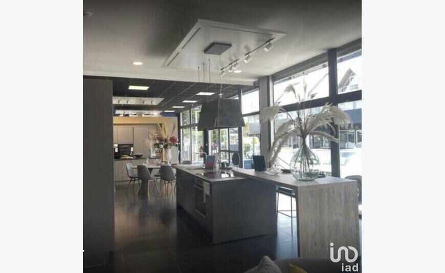 Location Boutique/Local commercial 740 m²