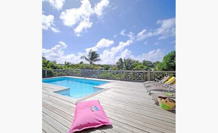 Superbe Villa meublée 5 pièces piscine vue dégagée sur 2500