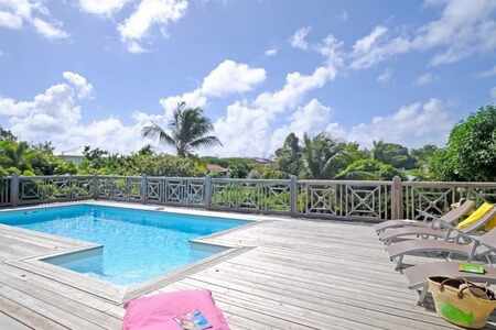 Superbe Villa meublée 5 pièces piscine vue dégagée sur 2500