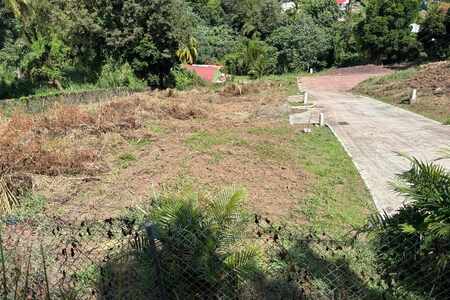 Le Francois Terrain de 699 m²