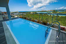 Penthouse d’Exception avec Piscine Privée – Maho