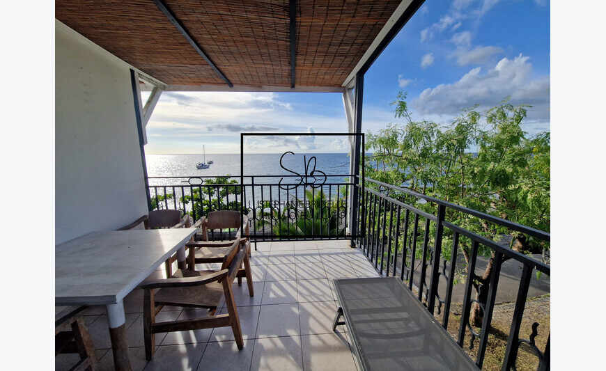 Saint Pierre : Première ligne pour cette villa F5 d'époque