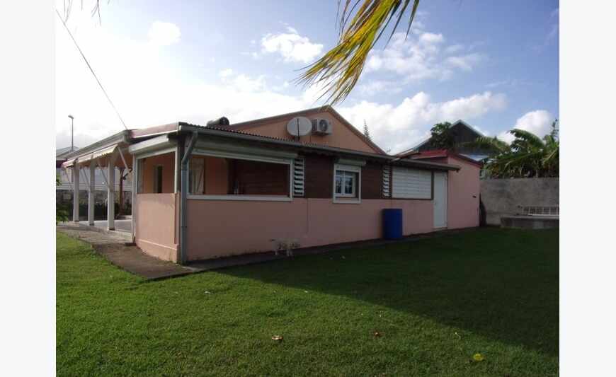 Sainte-Anne - - Maison De Plain Pied De Type T4