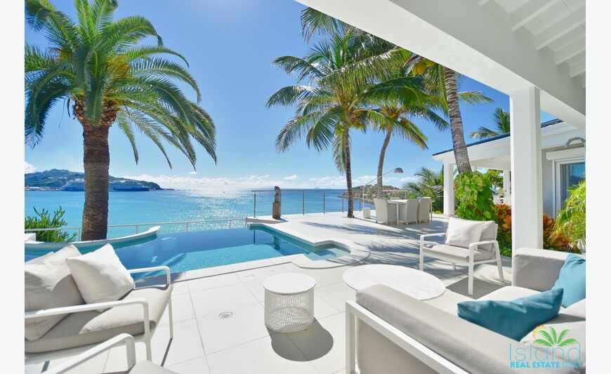 Oceanfront Estate @ Little Bay