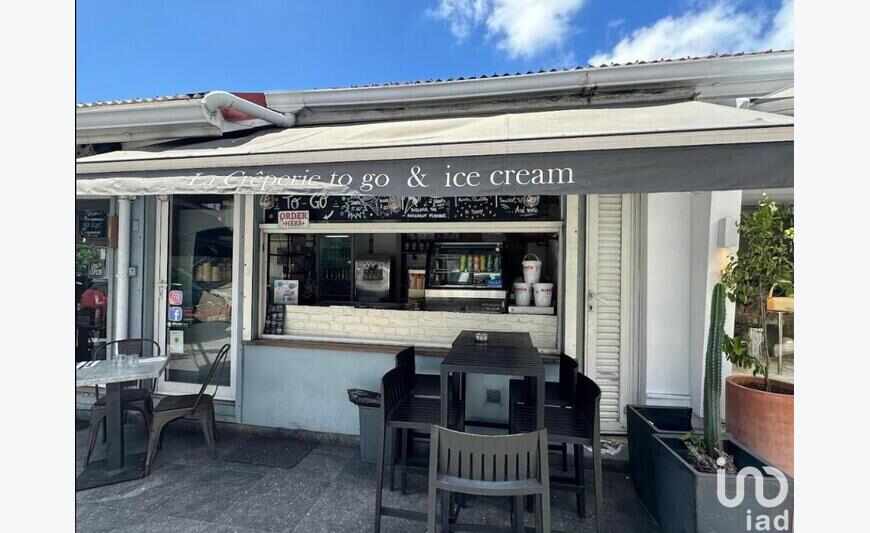 Crêperie 64 m²