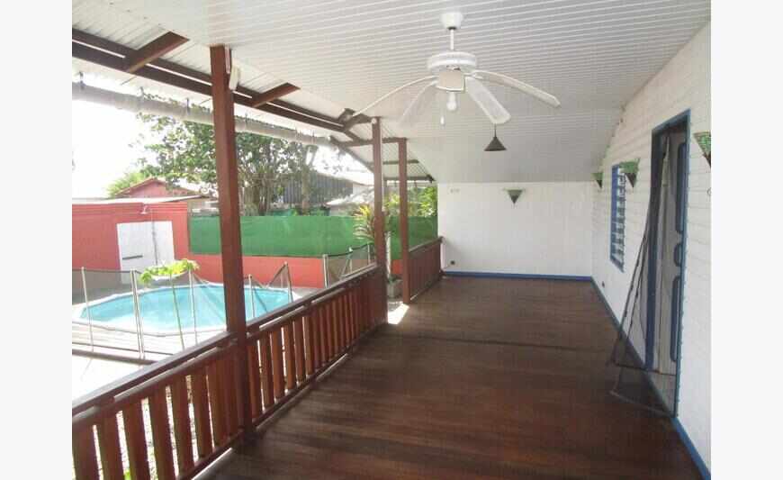 Calypso de Type F4 + Piscine