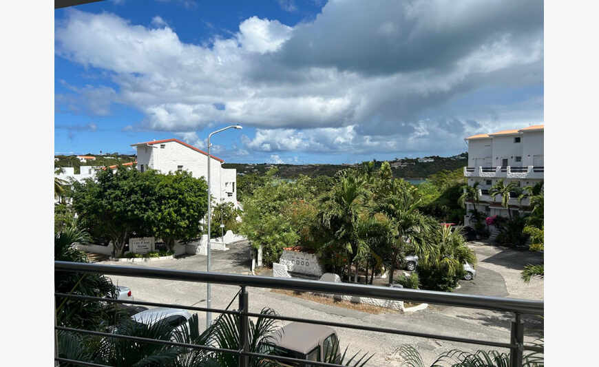 Large Modern Studio in Cupecoy – Lagoon Views!