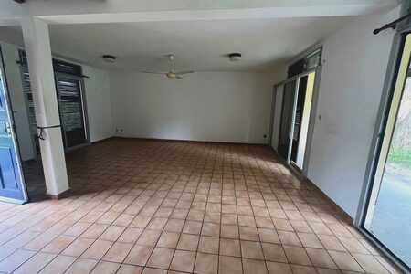 Maison 4 pièces (973)