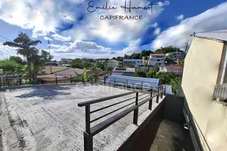 Ensemble immobilier de 3 maisons - Schoelcher - Plateau Fofo