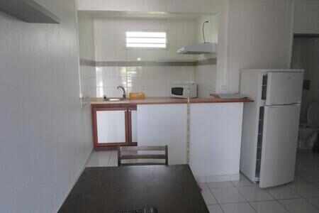 À Kourou, studio meublé de 22.26m2 avec terrasse à louer