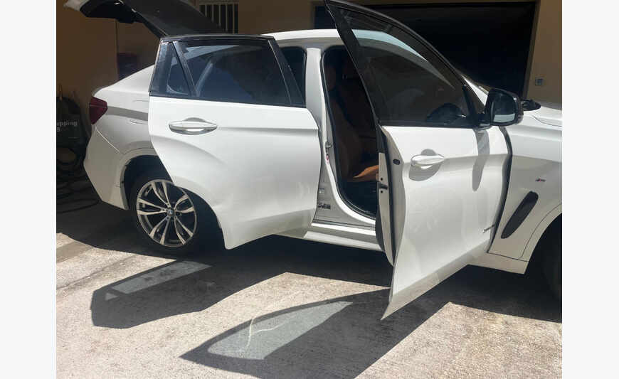 BMW modèle X6 Wit
