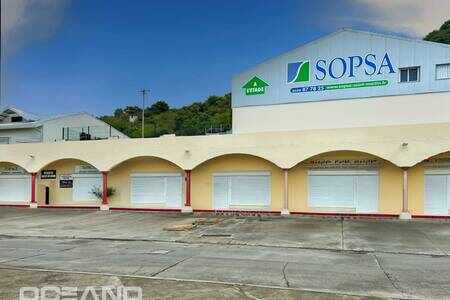 Bail Commercial – Plusieurs Grands locaux à Hope Estate,