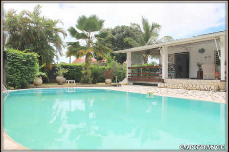 A Kourou (97310) Une Magnifique Maison En Bois T5 de 106 m²