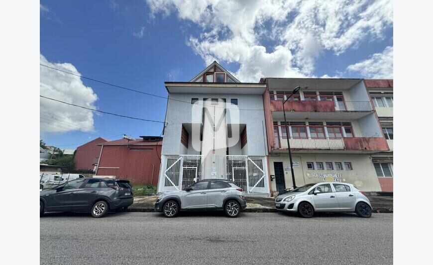 Cayenne Immeuble de 7 lots de 461 m²