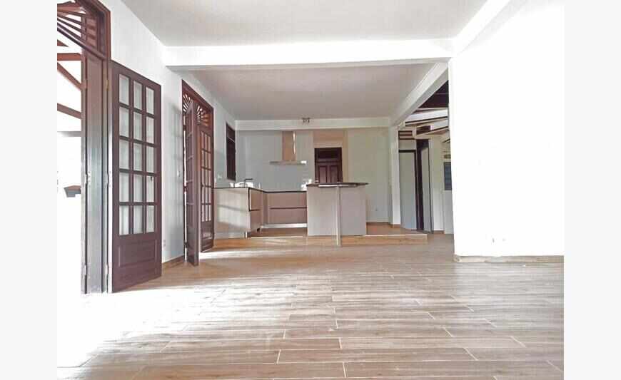 En exclusivité chez Carol'Immo belle maison de 150 m2 total